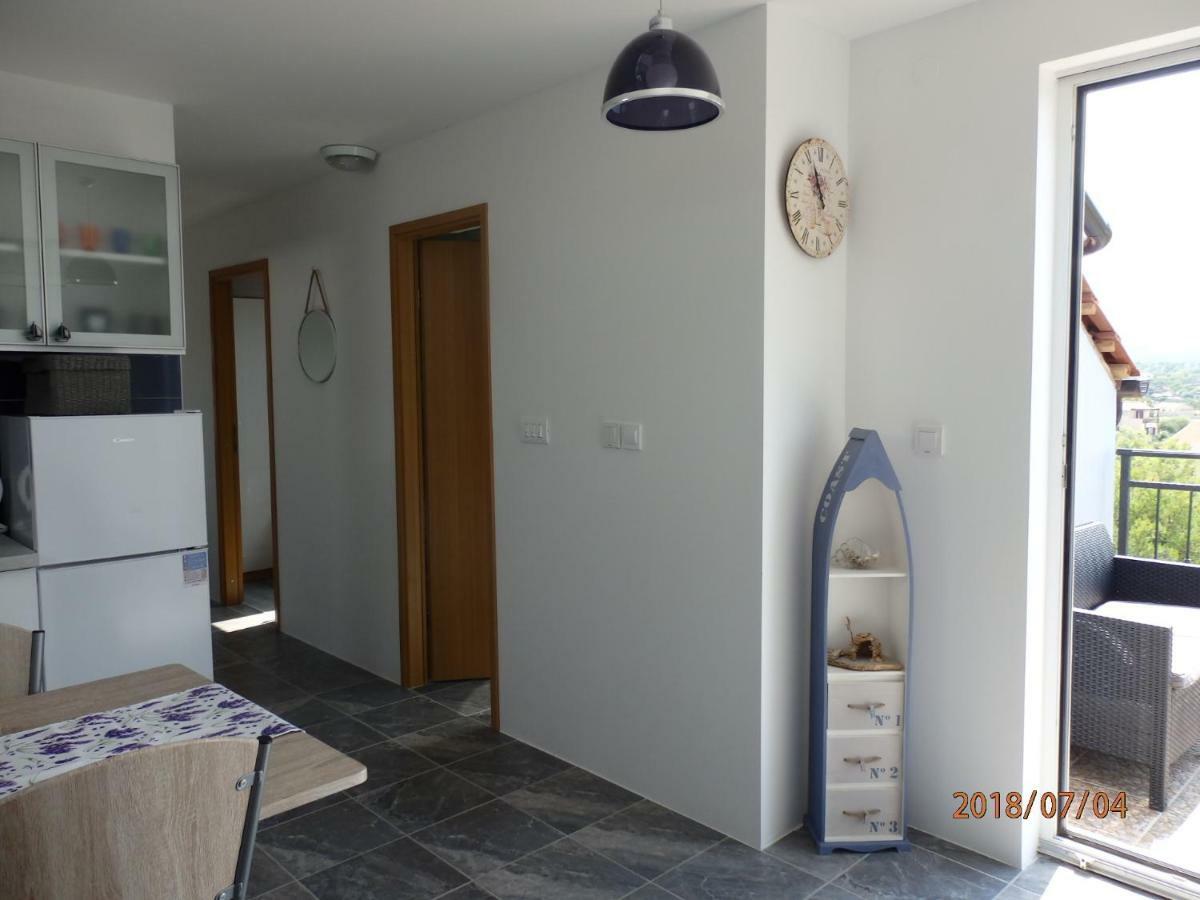 Apartman M&M Милна Екстериор снимка