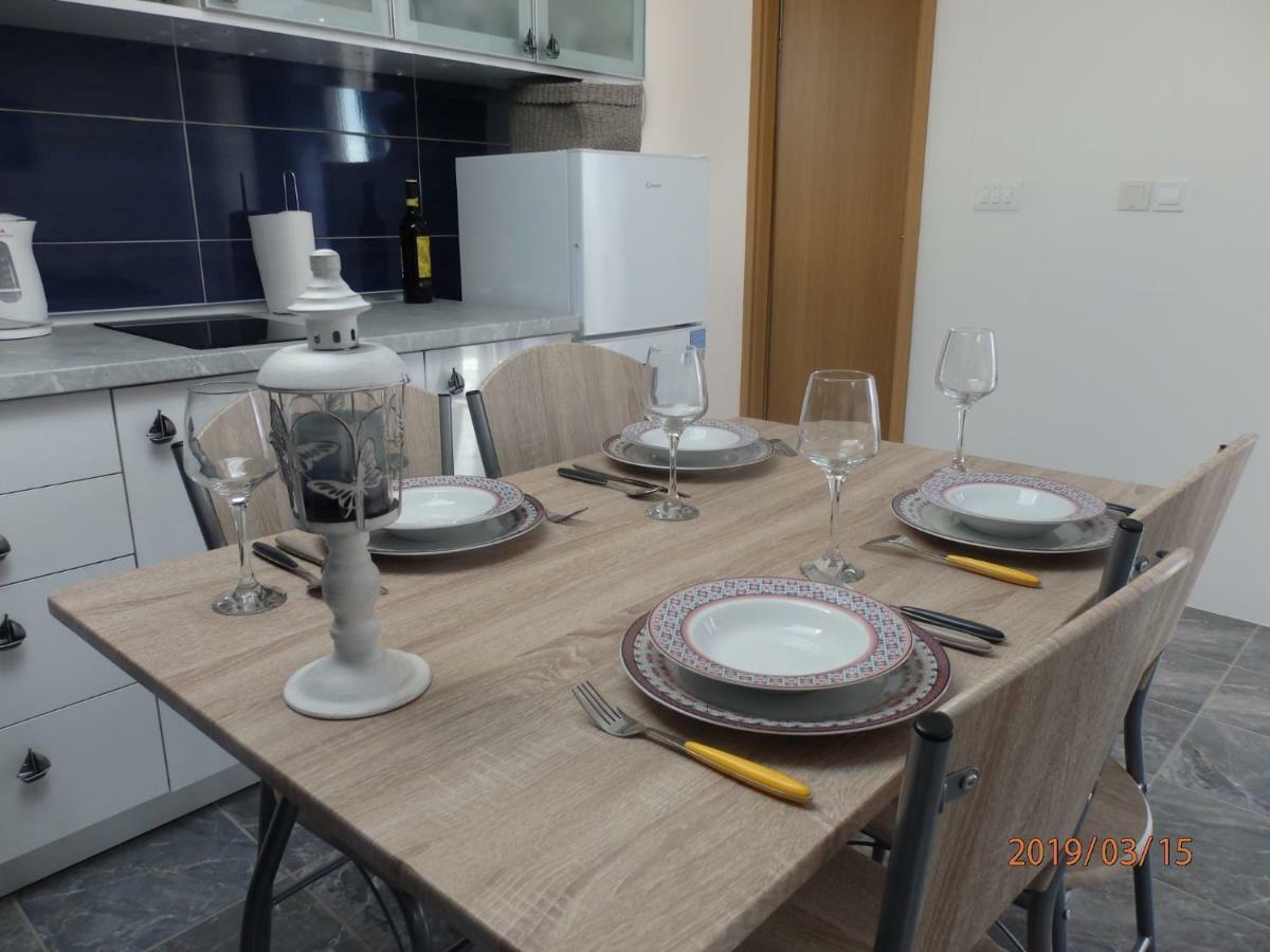 Apartman M&M Милна Екстериор снимка